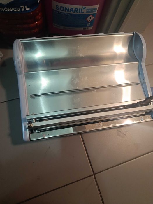 Vende se seladora de plástico