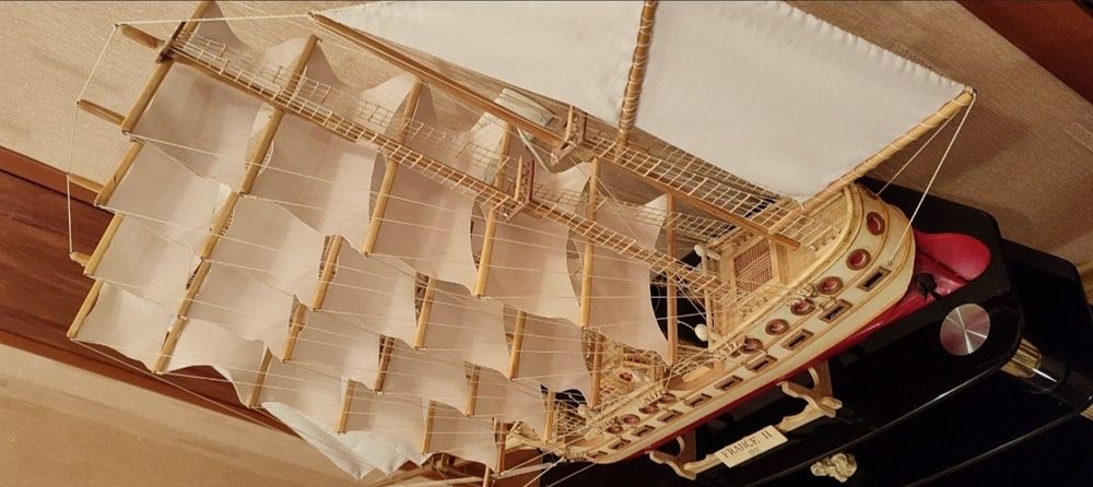 корабель колекційний 'france ll'