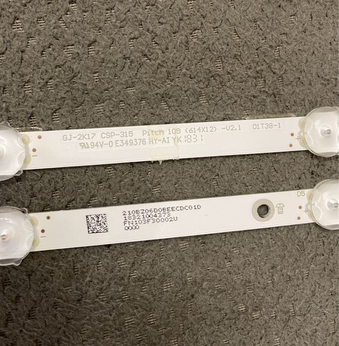 Philips 32PHT4503/12 elektronika,środek