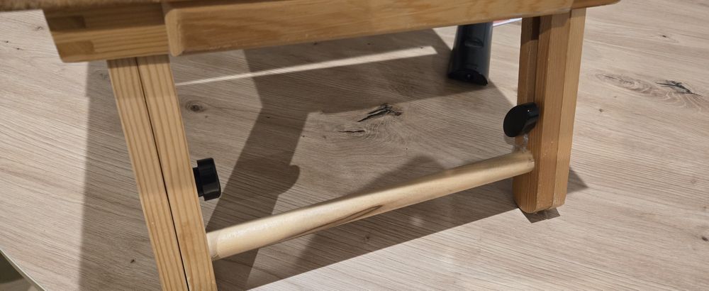 Stolik pod laptopa