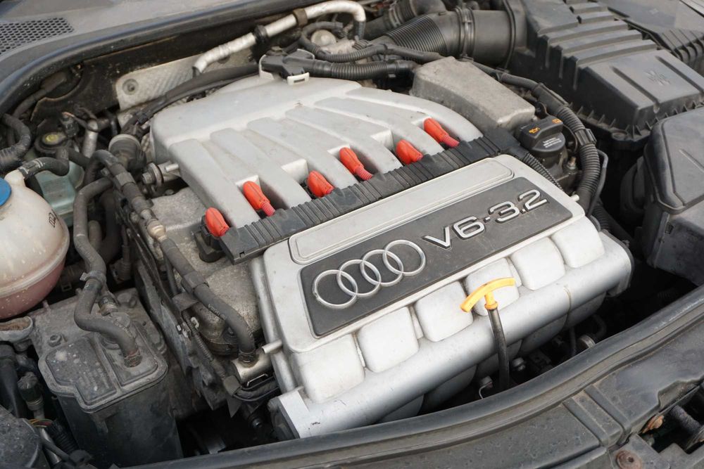 Audi TT 8J Quattro 3.2 SWAP maska zderzak LZ9Y Xenon silnik Bub Części