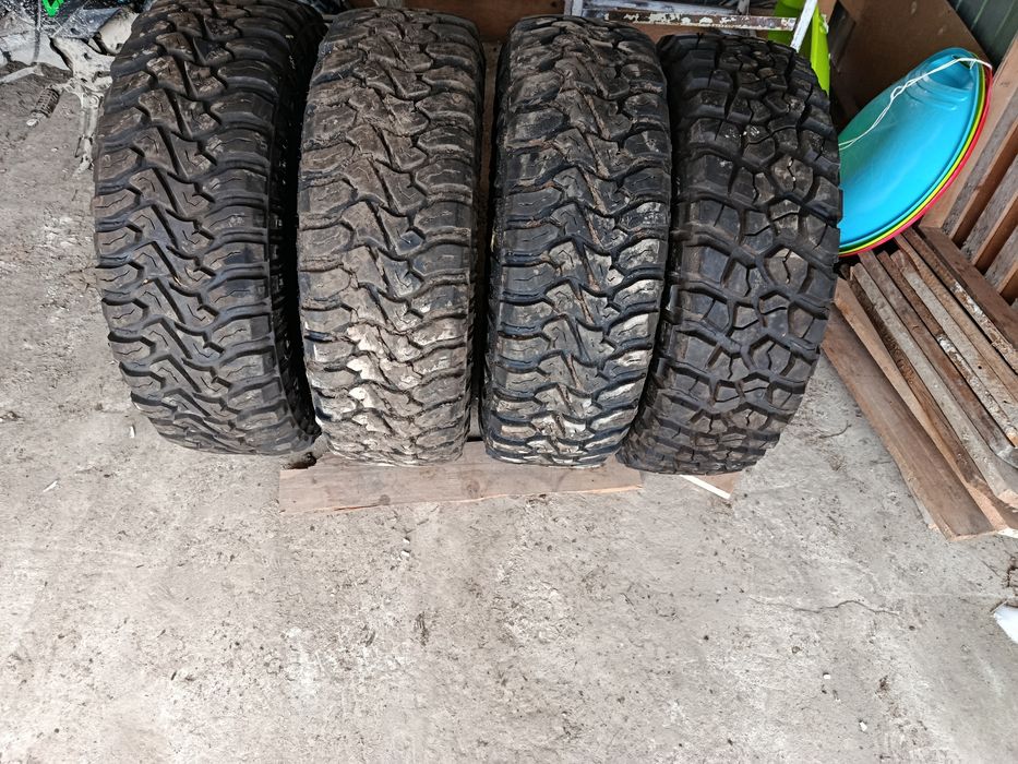 Комплект всесизоних шин