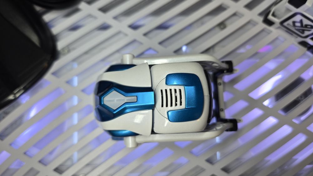 Робот Anki Cozmo Interstellar Blue ( новый АКБ )