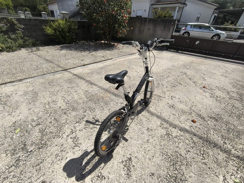 Vendo bicicleta dobrável de 7 mudanças