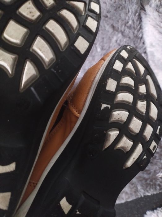 Ocieplane botki dla chłopca Sinsay