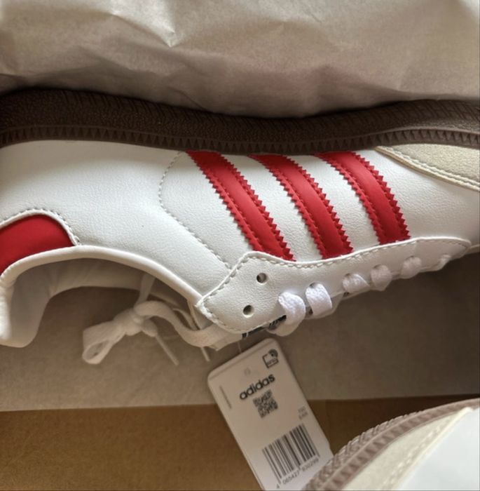 Adidas samba OG novos em branco e Vermelho. T43