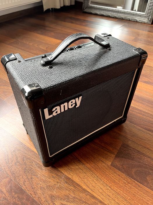 Wzmacniacz do gitary elektrycznej/akustycznej Laney