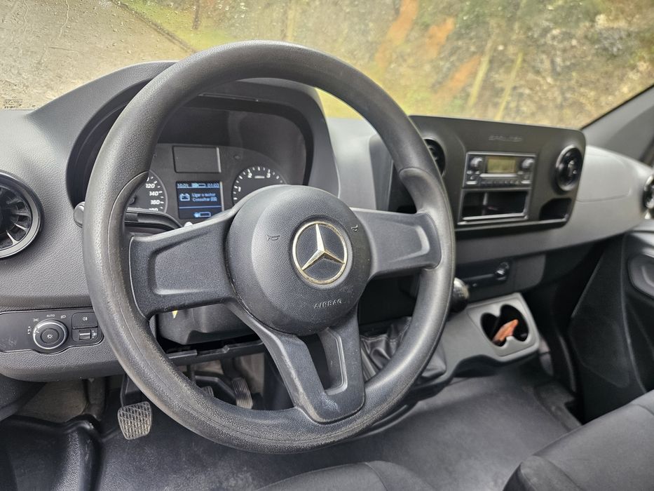 Mercedes sprinter 140 cv Com 105 mil km como nova acresce valor do iva