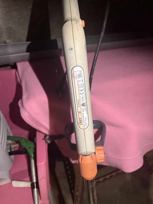 Cortador de relva eletrico