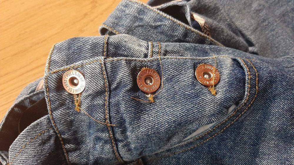 Spodnie damskie ogrodniczki Pull &Bear L