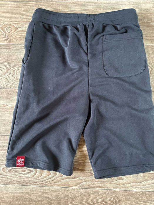Шорти Alpha Industries