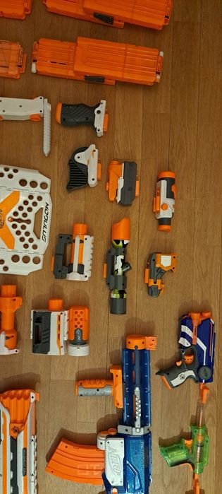 Nerf zabawki całe zestawy plus dodatki