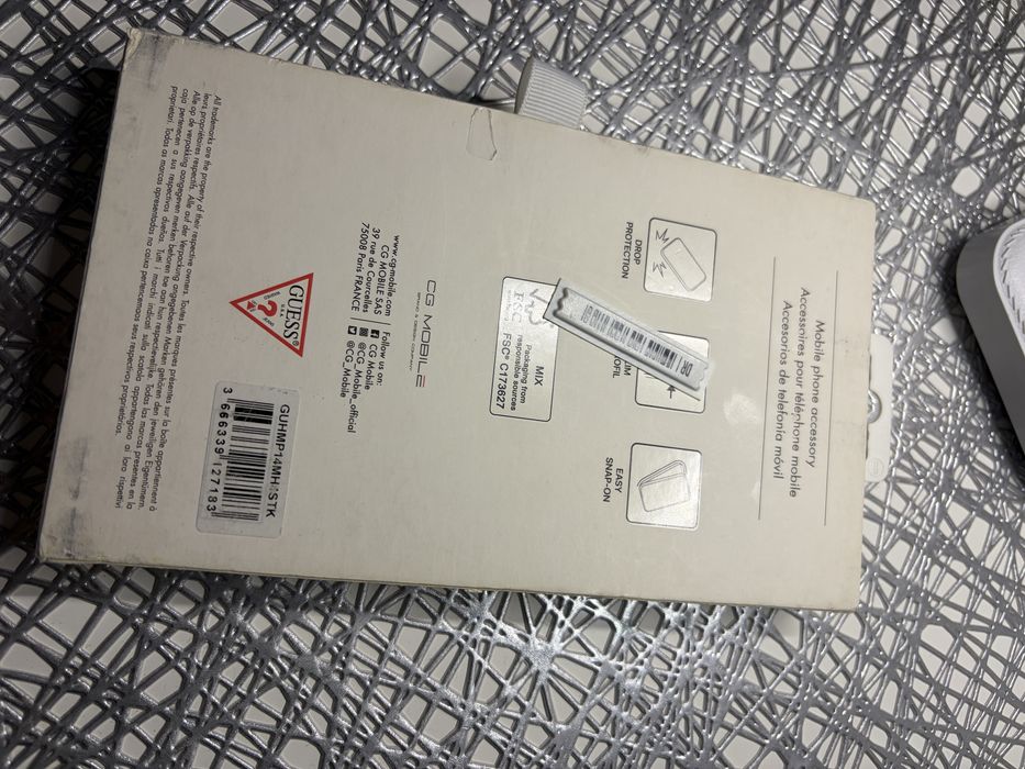Etui GUESS iPhone 14 plus magsafe. Nowe