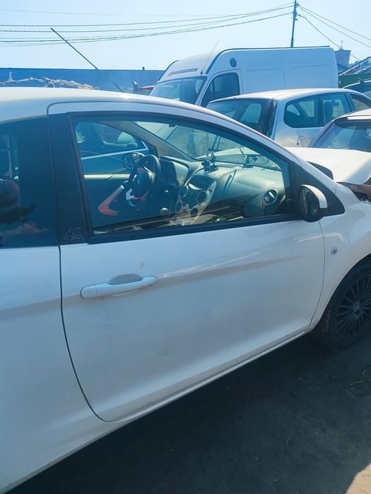 Ford Ka drzwi przednie lewe i prawe