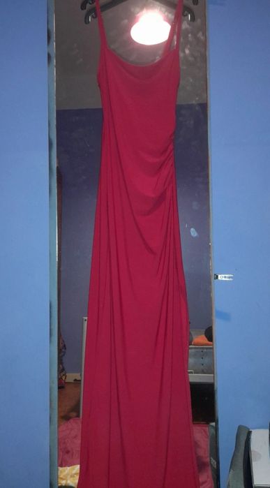 Vestido longo colado