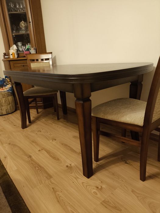 Drewniany stół 160/90 i 6 krzeseł