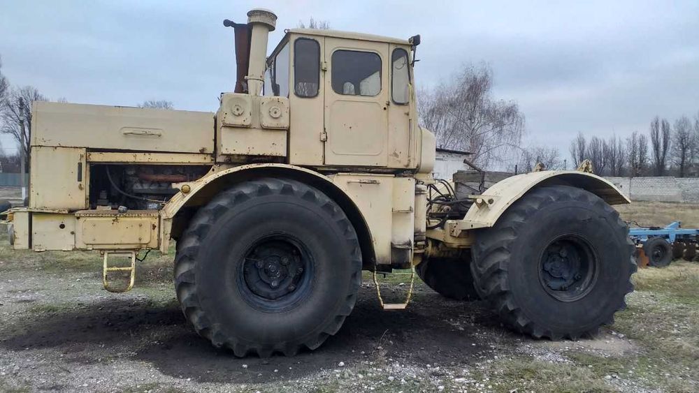 Трактор К 701 Кировец