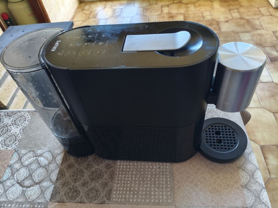 Máquina de Café KRUPS Nespresso Atelier