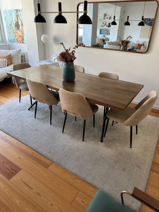 Mesa de jantar 2.20 (6-10 pessoas)