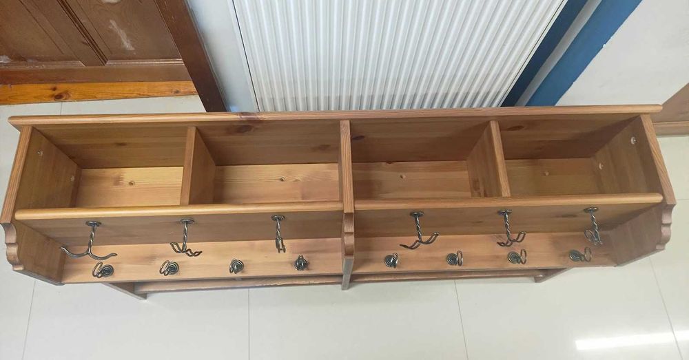Wieszak szafka na czapki kurtki Ikea Leksvik