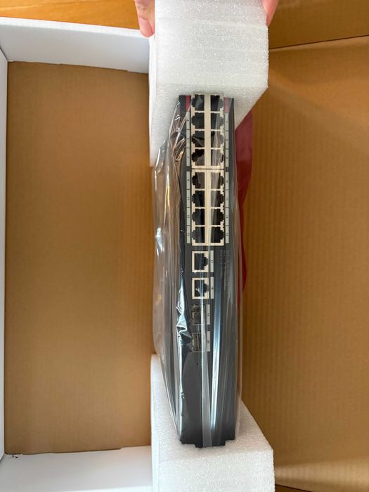 Switch Dahua DH-CS4220-16GT-135 PoE 135W 16x Gigabit 2x SFP RACK – nowy