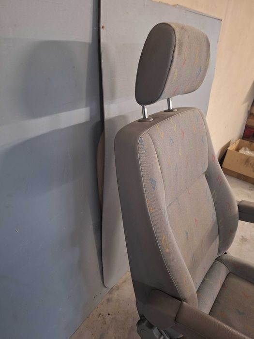 Fotel kierowcy kapitański VW Transporter T5 04-09r