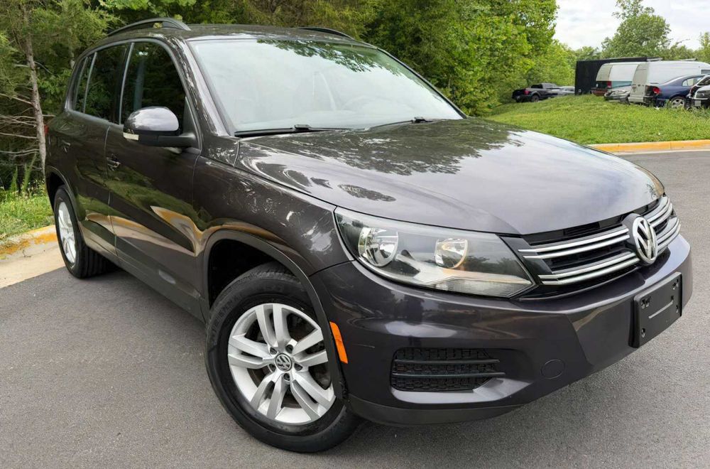 Volkswagen Tiguan      2016