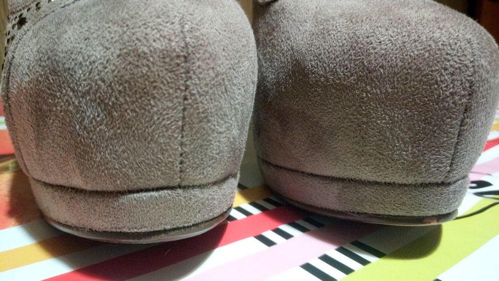 Шикарные туфельки 37 размера