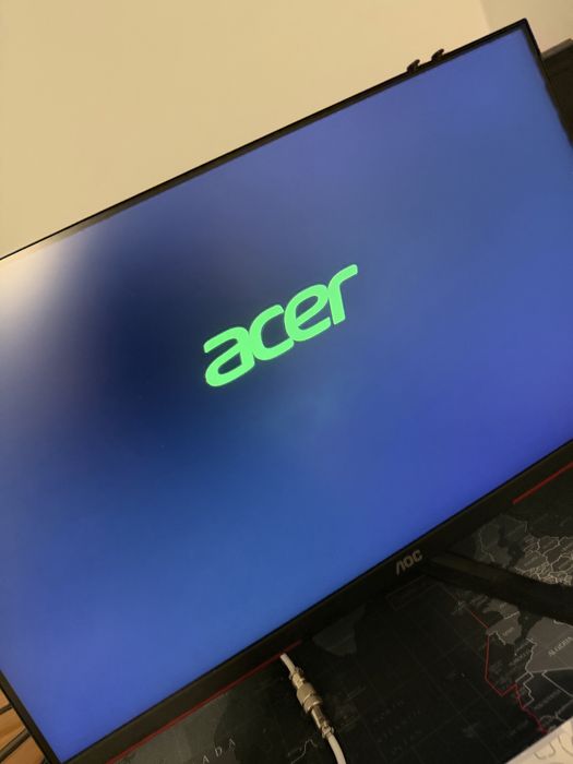 Monitor AOC 240Hz