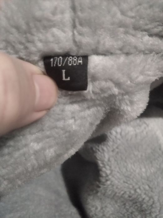 Мужская кофта с капюшоном