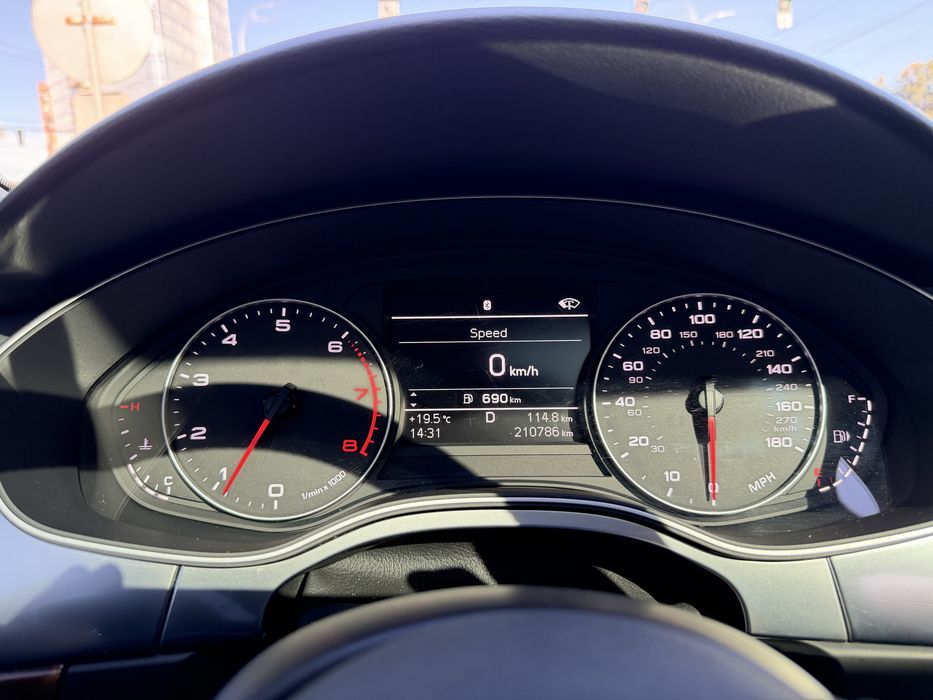 Продам Audi A6 C7, 2013, 2.0 бензин