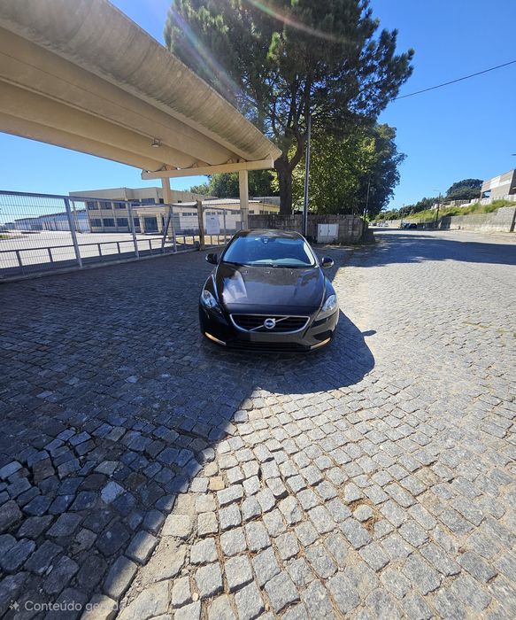 Volvo V40 1.6 diesel aceito troca por mota foto 4