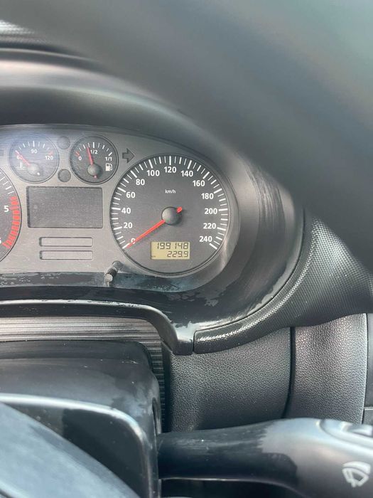 Продам Seat Leon 2003