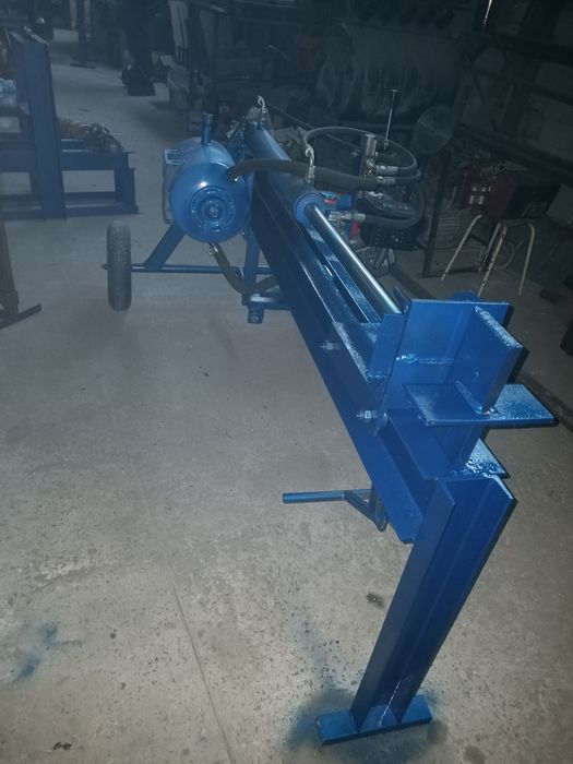 Дровокол гідравлічний