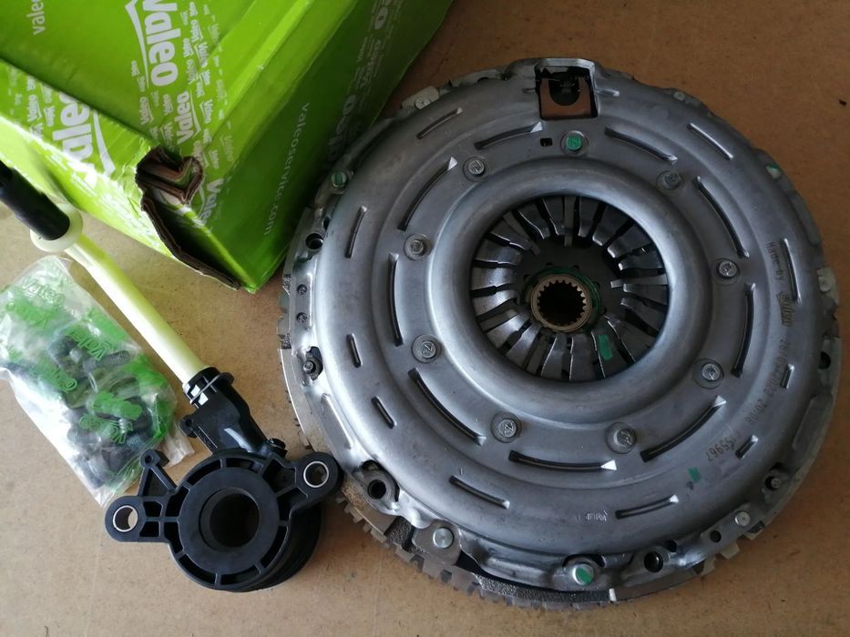 Kit Embraiagem - 1.5 dCi Renault, Nissan, Mercedes, Dacia VALEO 837432