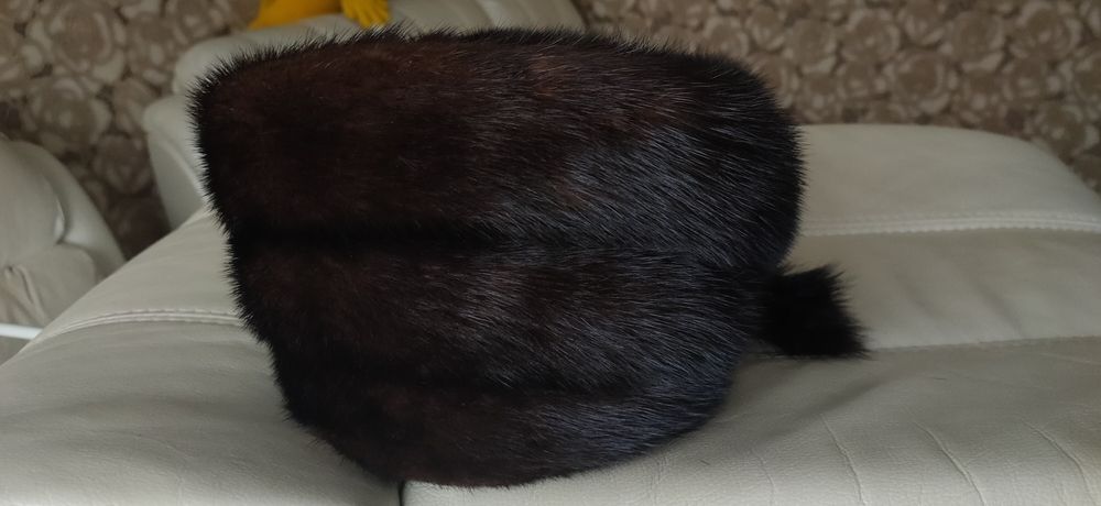 Шапки норкові жіночі різні моделі