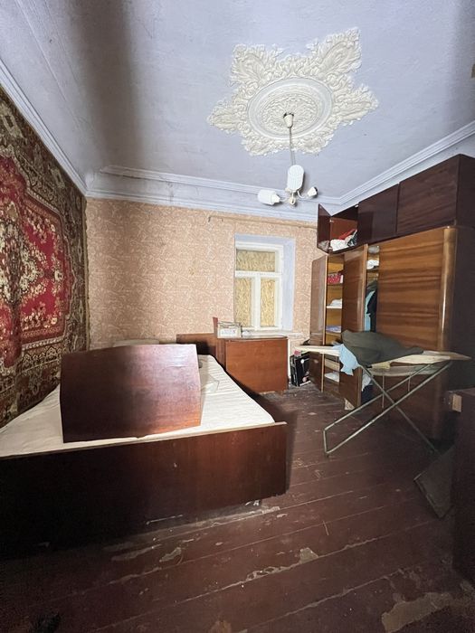 В продажу 3 к будинок на 13 лінії, землі - 6 соток