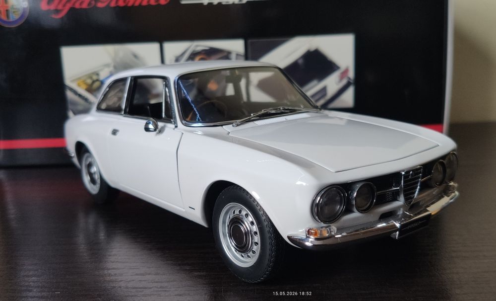 Alfa Romeo 1750 GTV 1:18 AutoArt