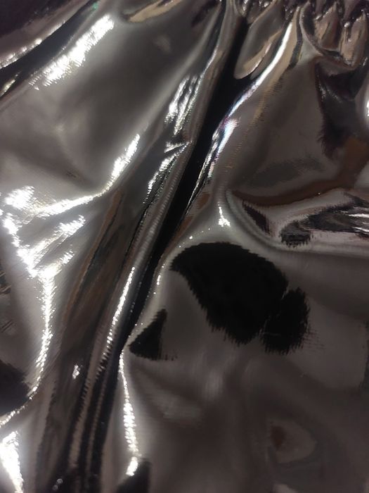 Pas do pończoch lakierowany