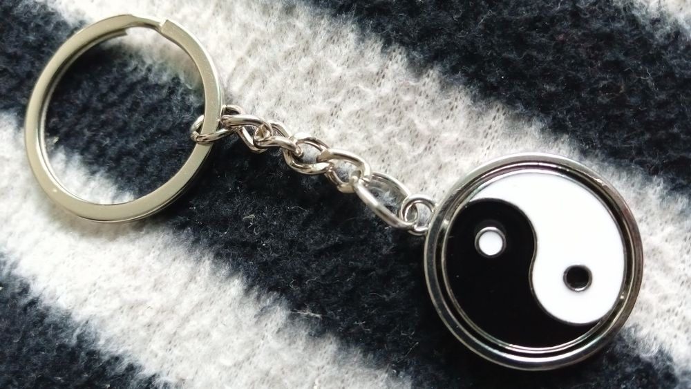 Porta-chaves Yin Yan giratório fidget toy