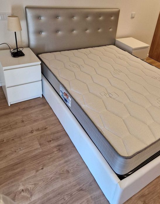 Camas de Casal Estofadas de Luxo 199€ Disp. em Várias Cores! 190x140m!