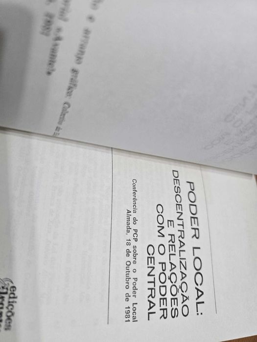 Poder Local: Descentralização e Relações com o Poder Central64729811694595121
