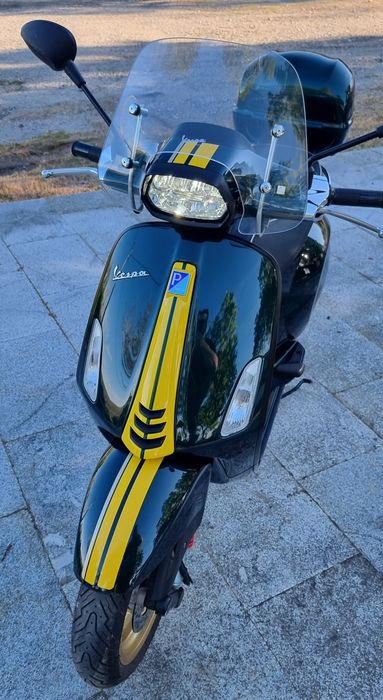 Vespa Sprint "Racing Sixties"