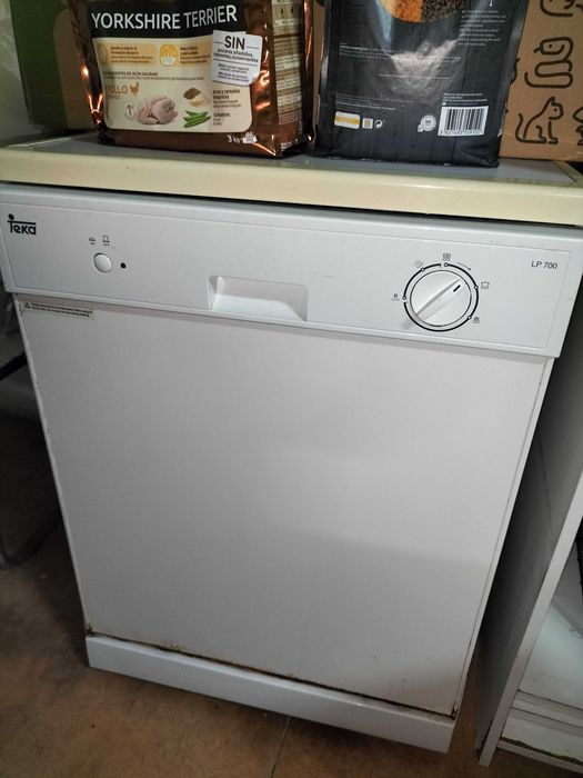 Maquina lavar avariada