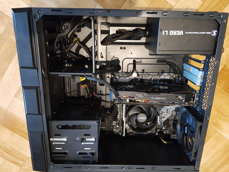 Komputer Do Lekkich Gier AM4 Zen 1600 RX470 8GB RAM SSD 256