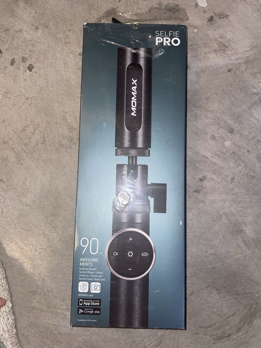 Селфіпалка Momax Selfie Pro Bluetooth Selfie Pod 90cm Black (KMS4D)