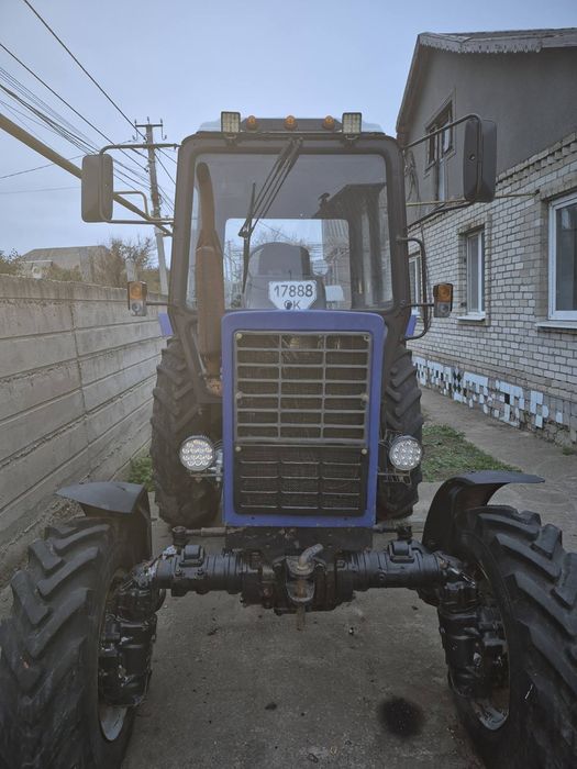 Трактор МТЗ беларус 82.1