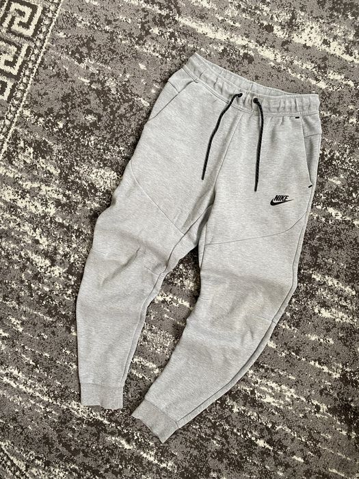 Штани Nike tech fleece ХС-С розмір сірого кольору нові колекції