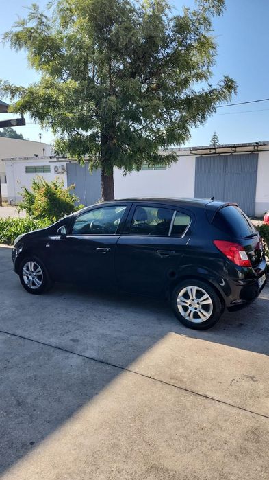 Carro corsa opel gasóleo 2013 foto 4