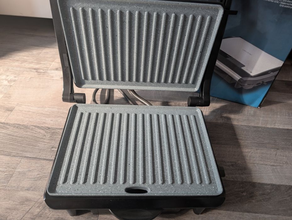 Cecotec grill kontaktowy 1500W